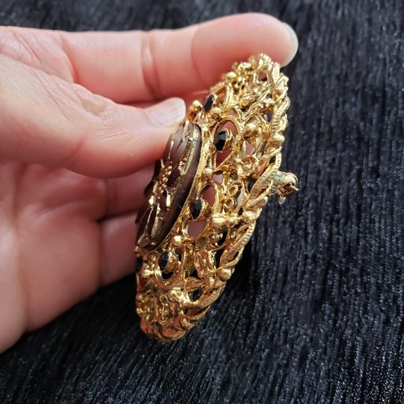 Vintage Large Oval Gold Tone Black Rhinestone Filigree Pin Brooch - Picture 3 of 6